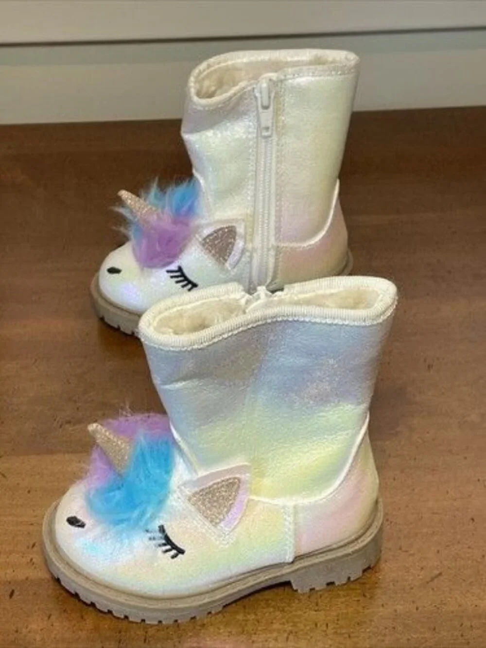 Toddler Girls White Unicorn Boot Size 5 Cat and Jack Hillary